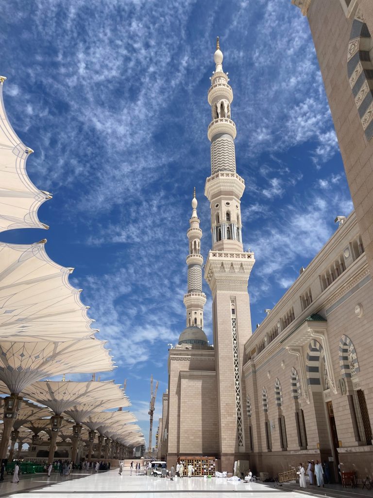 Furqan Voyages - Agence Omra & Hajj - Omra sur mesure