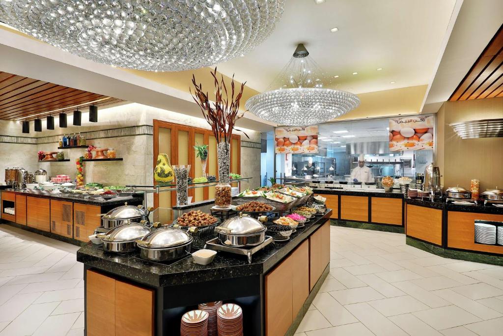 Voco Intercontinental 4* ou équivalent