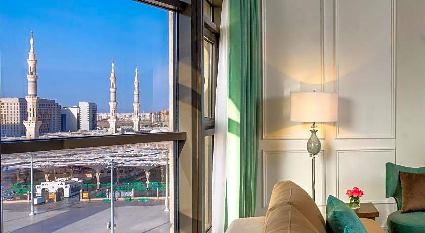 Hôtel MIAS 4* ou équivalent