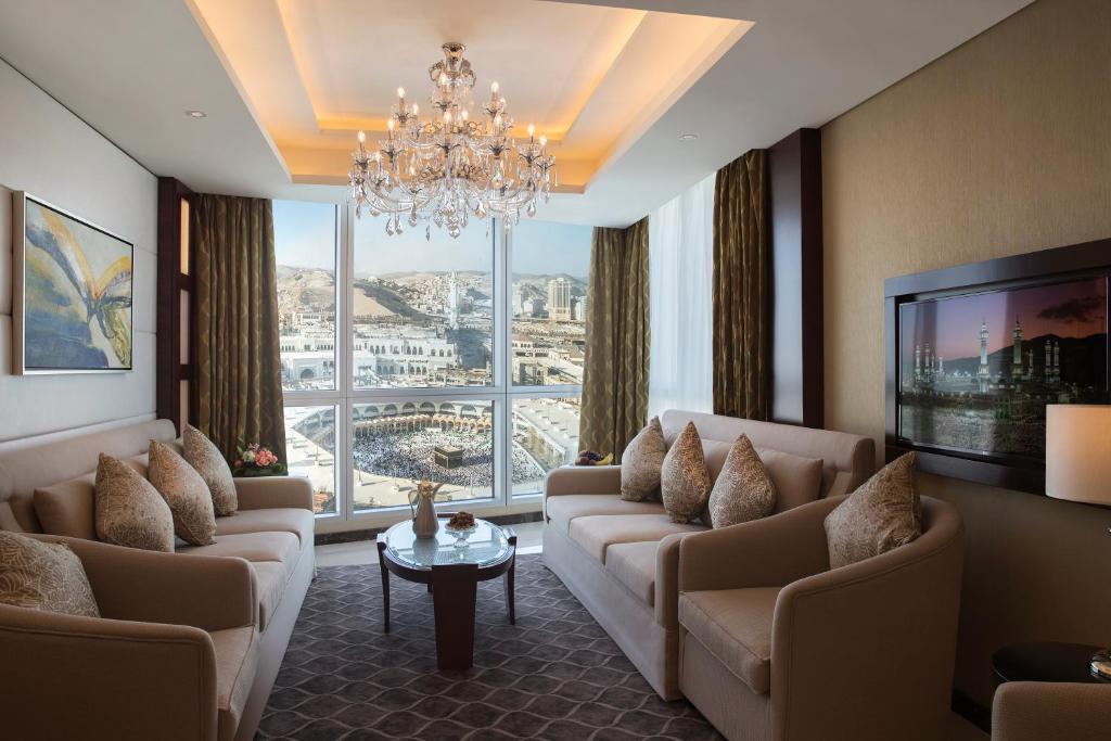 Rotana Makkah 4* ou équivalent
