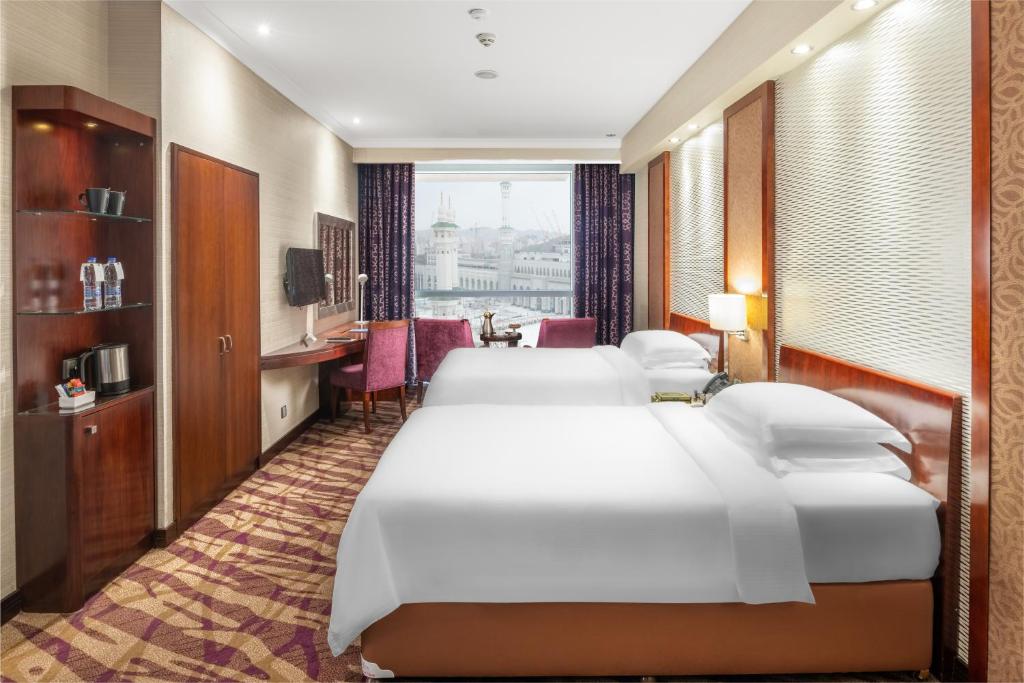 Rotana Makkah 4* ou équivalent